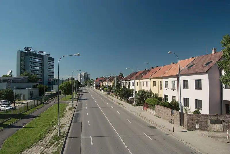 Komárov