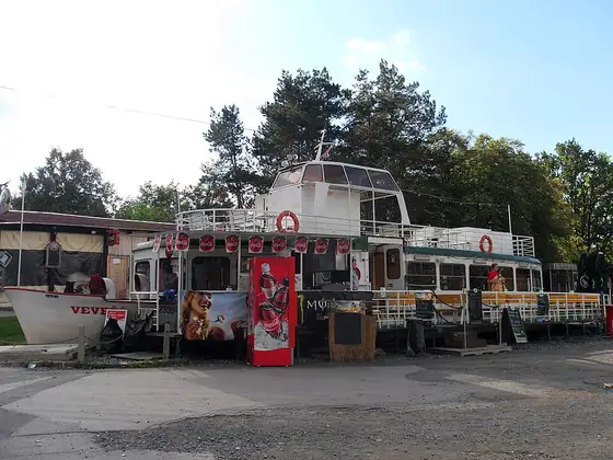 Obchody a služby – Bystrc
